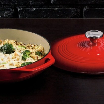 Lodge Casserole Red (2)